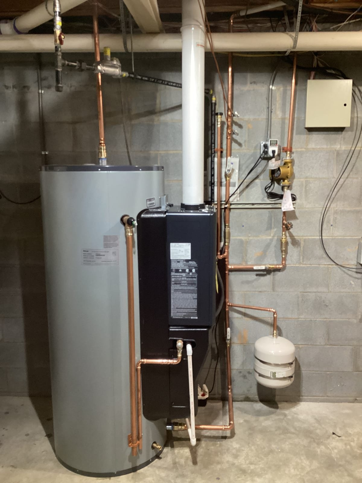 Rinnai Demand Duo water heater combining a tankless unit with a storage tank
